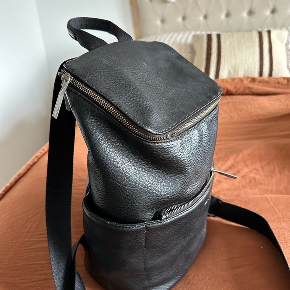Matt & Nat Leather Backpack - Picture 5 of 7